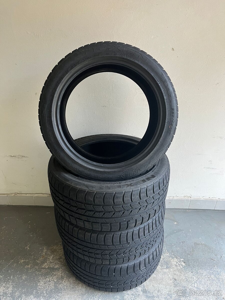 Zimní pneu 225/45 R17 Nexen