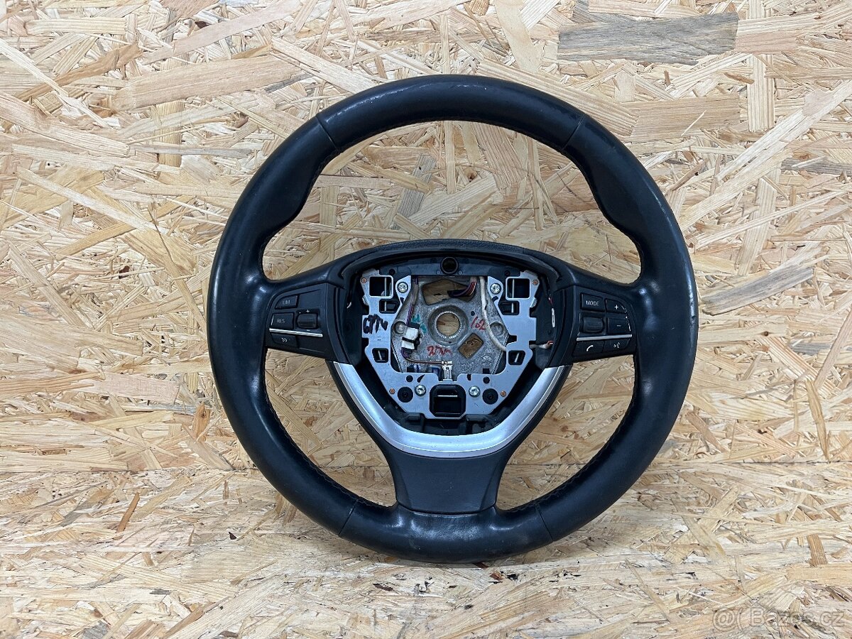 MULTIFUNKČNÍ VOLANT BMW F11/F10