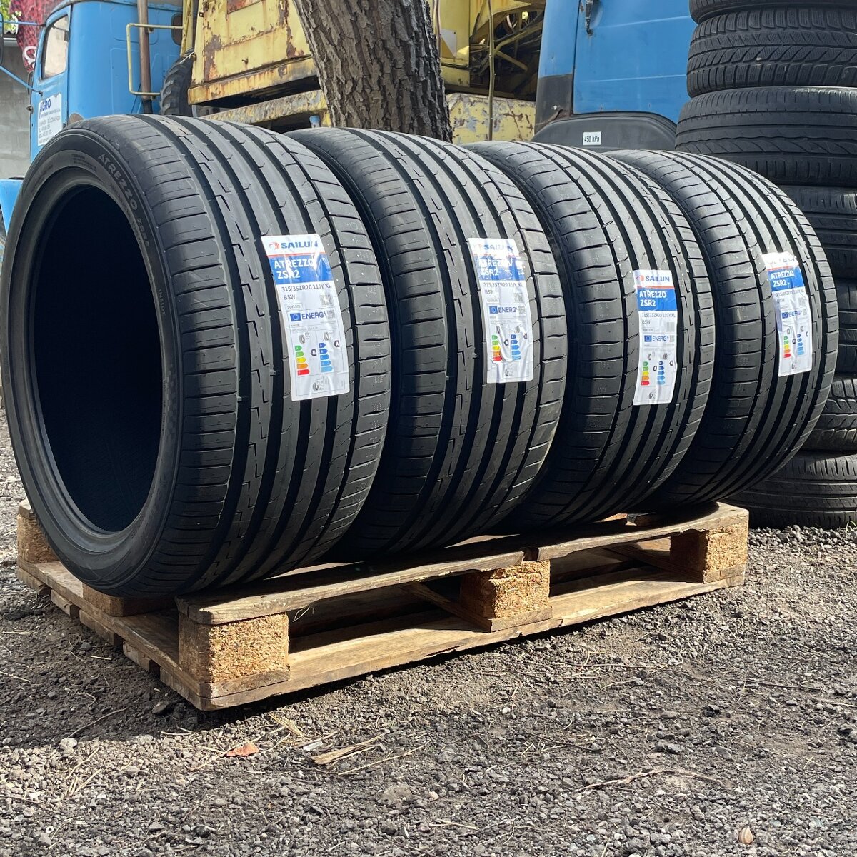 Uplně nové letní pneu 315/35 R20 110Y XL Sailun