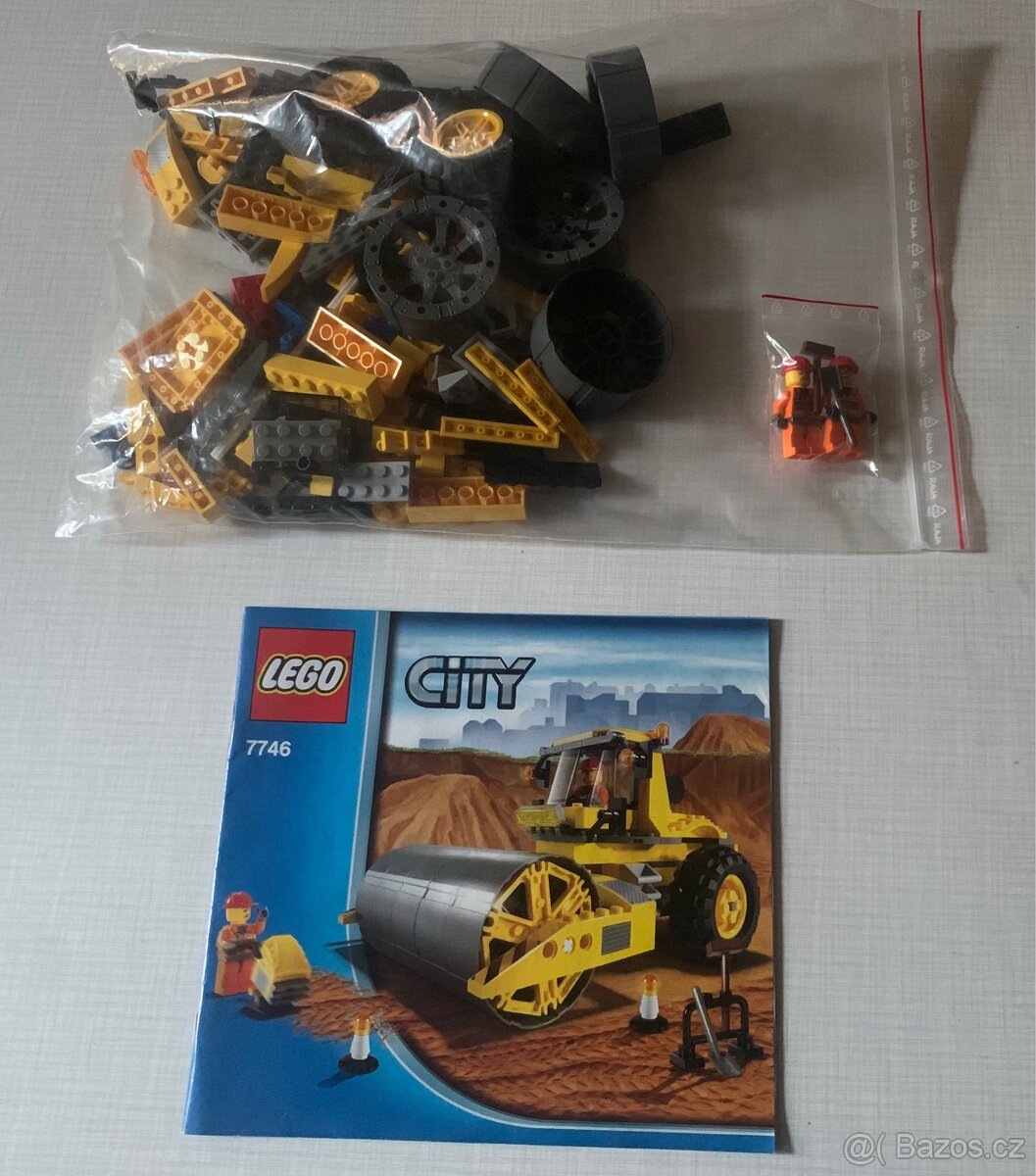 Lego City 7746 silniční válec