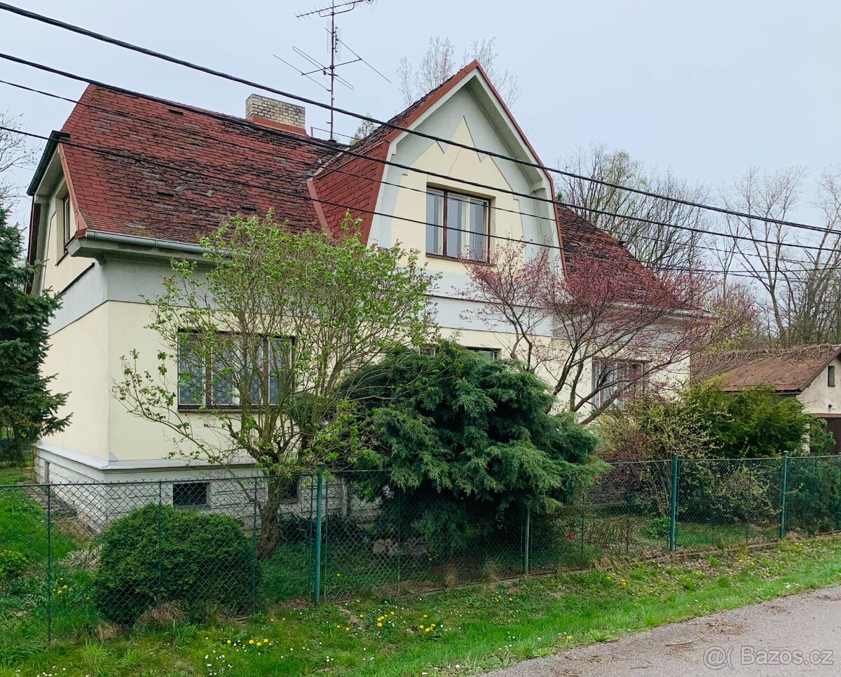 Rodinný dům se zahradou 1399 m², Orlová-Poruba