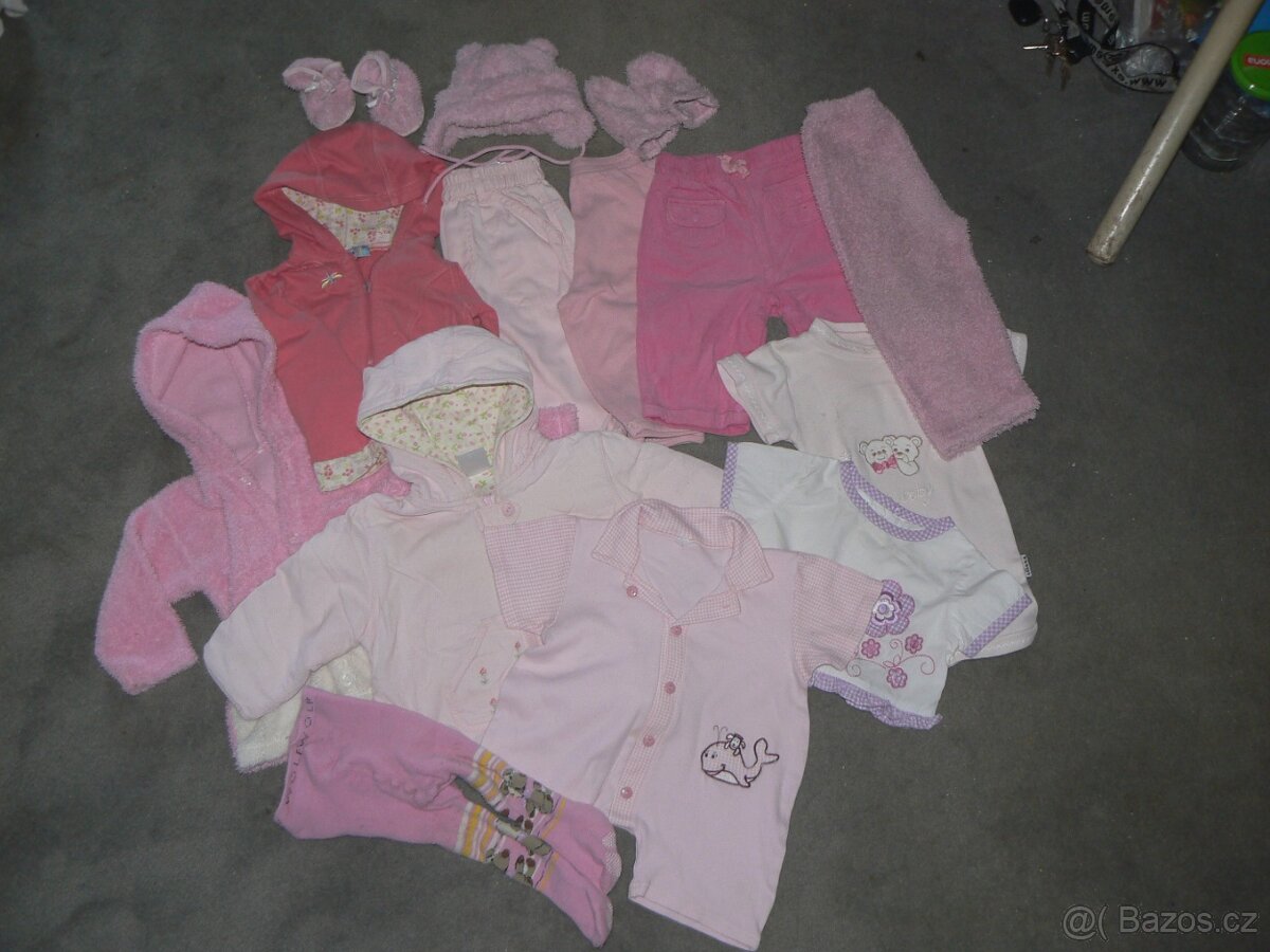 set oblečení pro holčičku - 4 - 9 měsíců