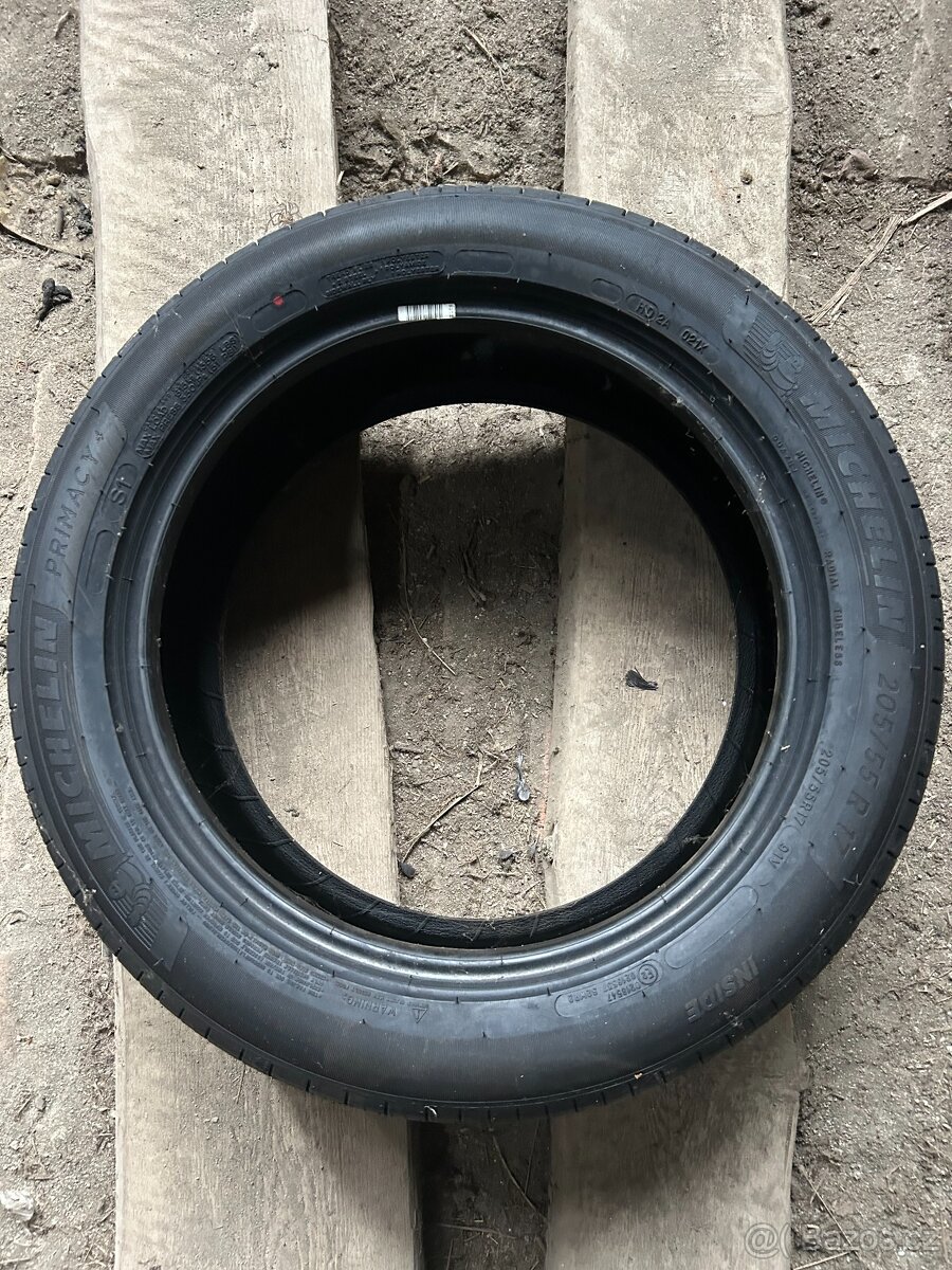 205/55R17 Michelin primacy 4
