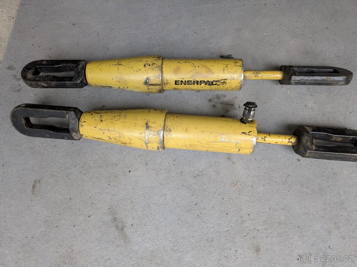 Tažný hydraulický válec Enerpac