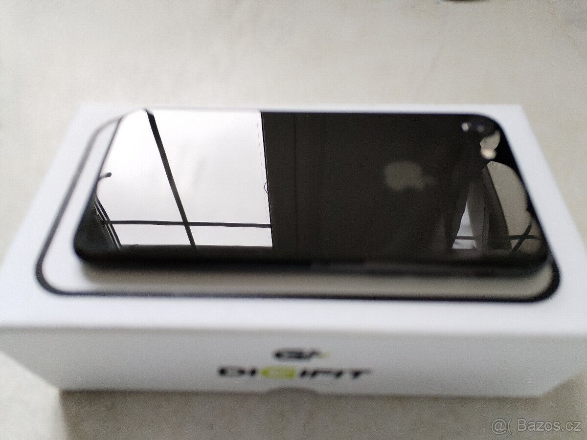 APPLE IPHONE 7, 100% BATERIE , PĚKNÝ STAV ,