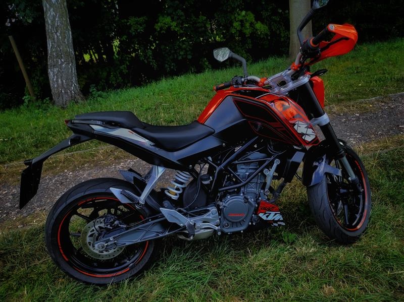 KTM DUKE 125