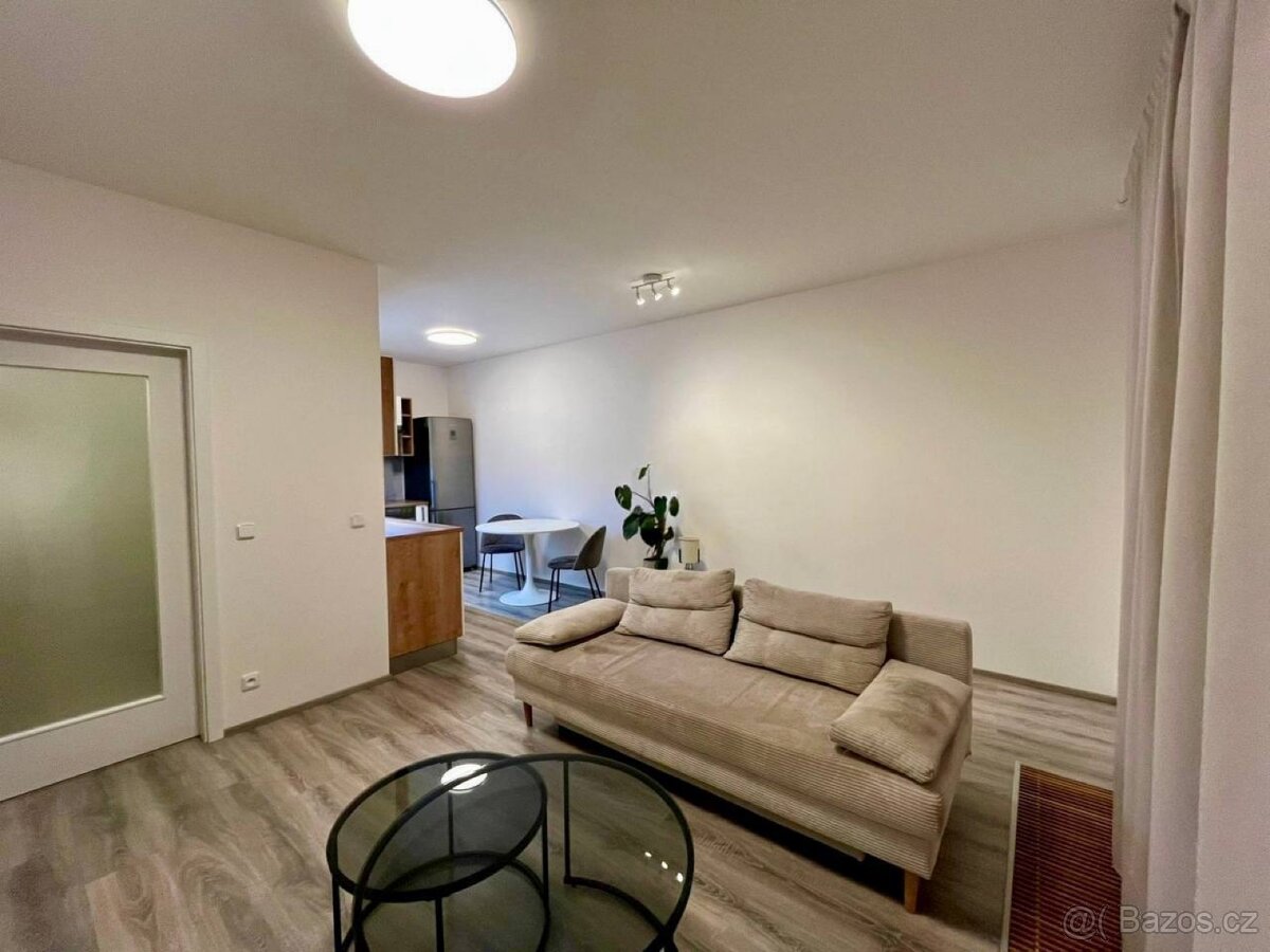 Pronájem bytu 2+kk • 48 m² , Oldřichovská, Praha - Ďáblice