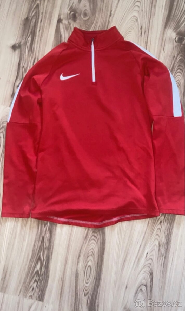 Nike mikina červená