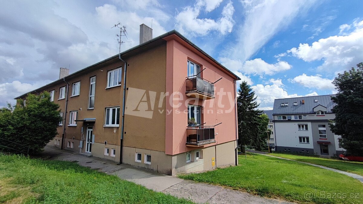 Pronájem bytu 2+1 s balkonem, Náměšť nad Oslavou