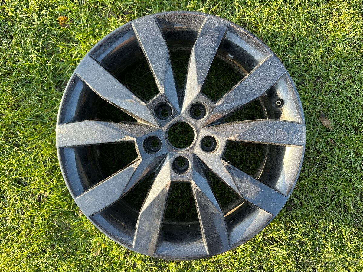 1x ALU disk Škoda CRYSTAL original R17