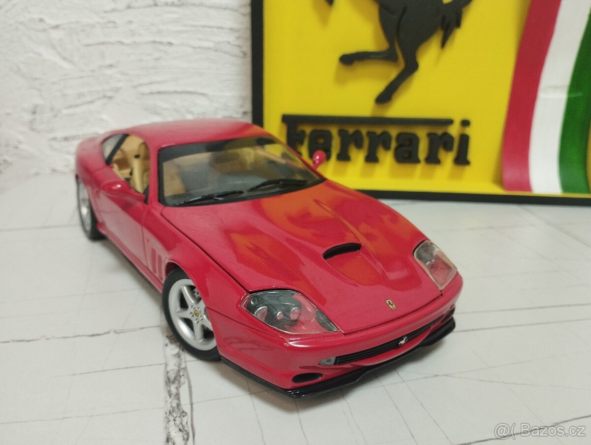 Ferrari 550 Maranello 1/18 Hot Wheels