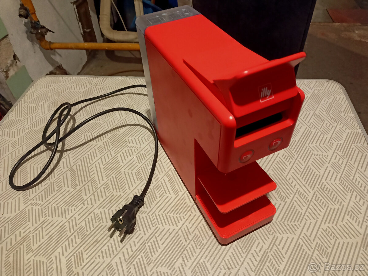 Kávovar na kapsle FrancisFrancis Y3.3