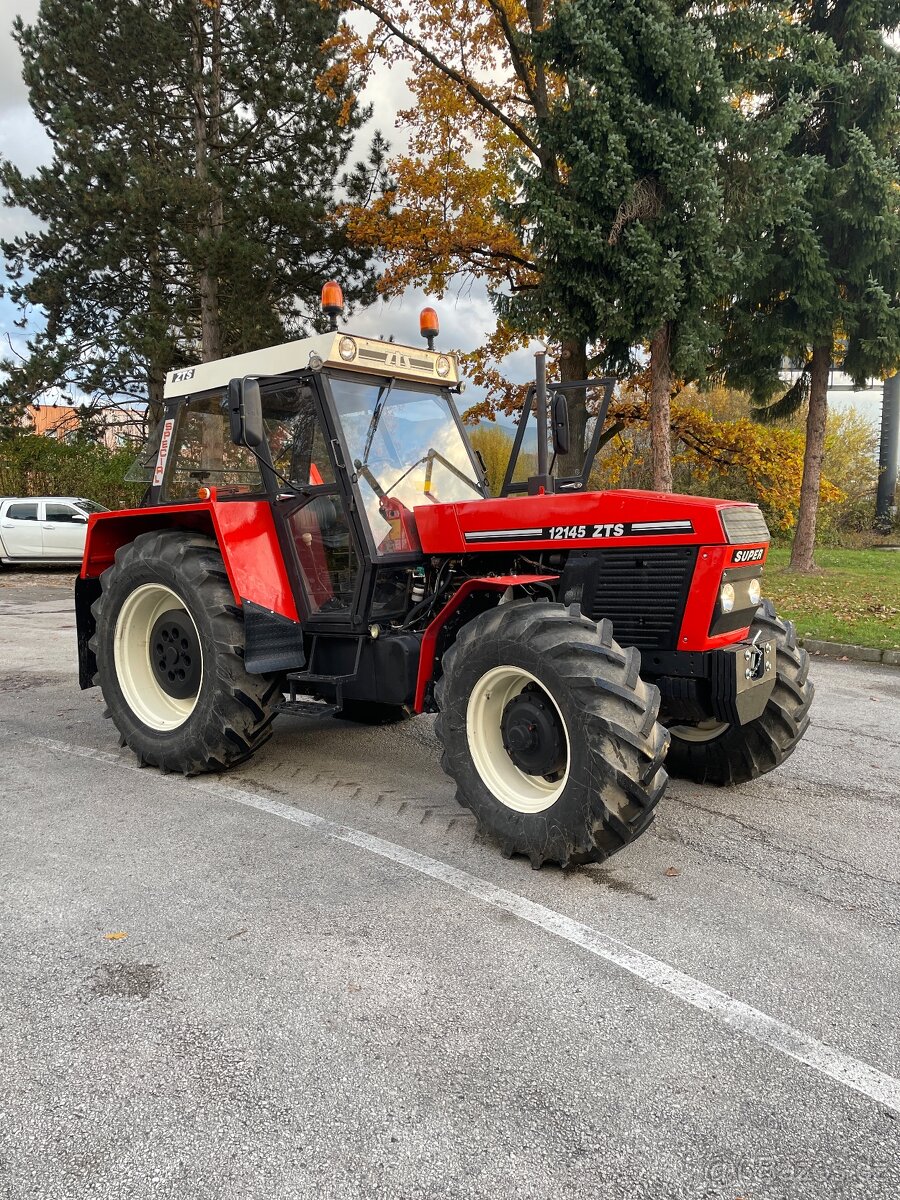 Predám traktor Zetor 12145 s tp a spz .