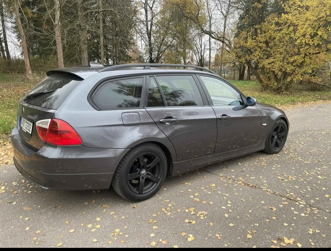 BMW E91 320.D 120kw. PRODÁM NEBO VYMĚNÍM