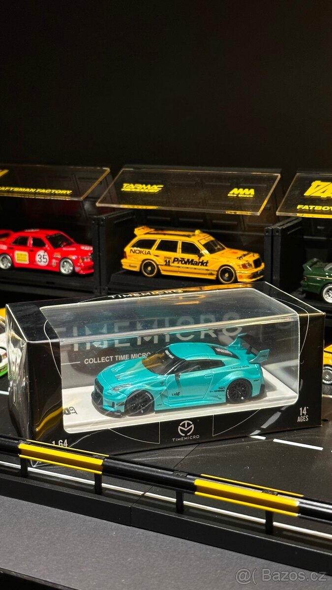 Nissan skyline r35 liberty walk 1:64 gt-r