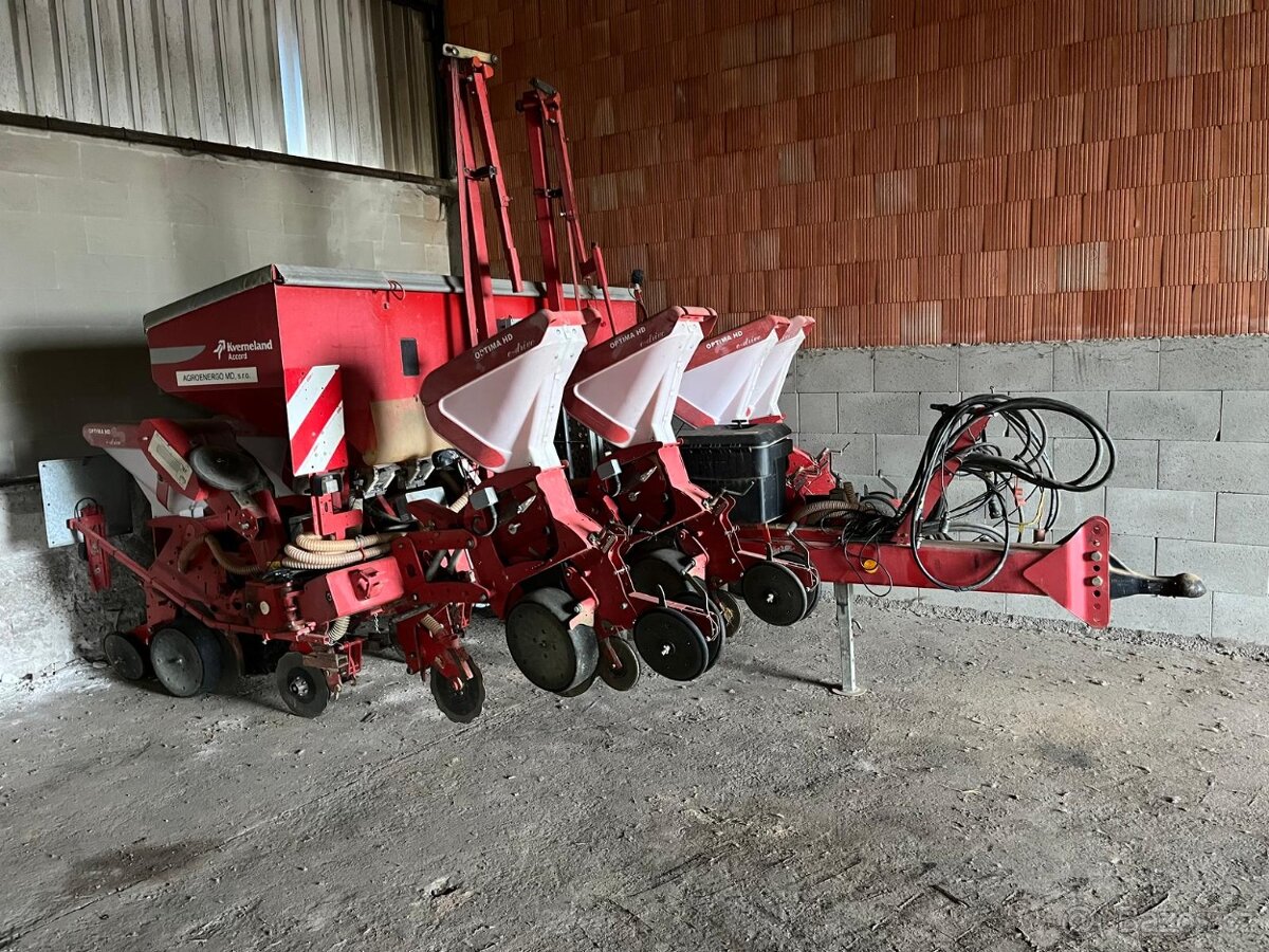 Secí stroj na kukuřici