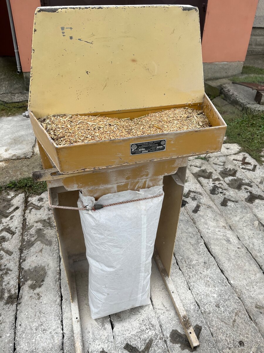 Kladívkový šrotovník