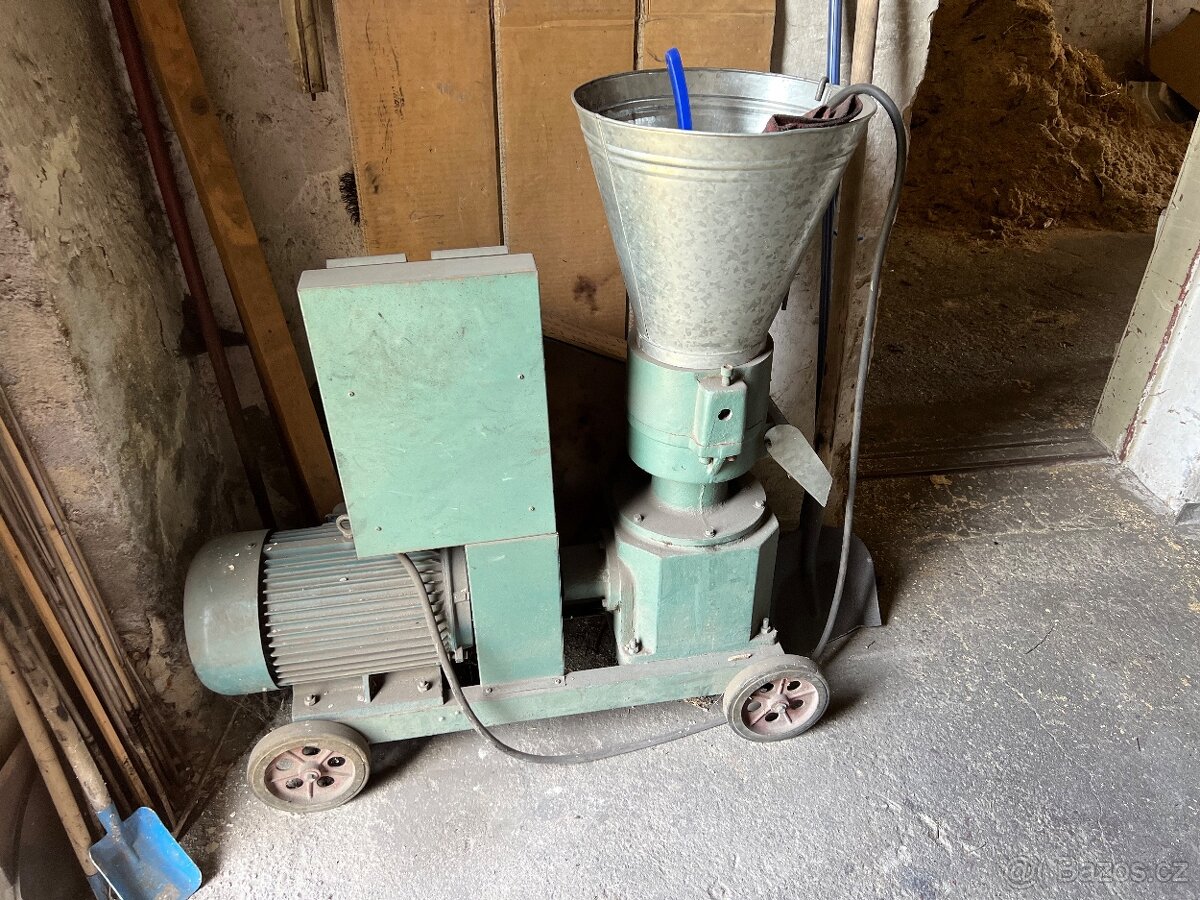 Peletkovací lis (Peletkovač)