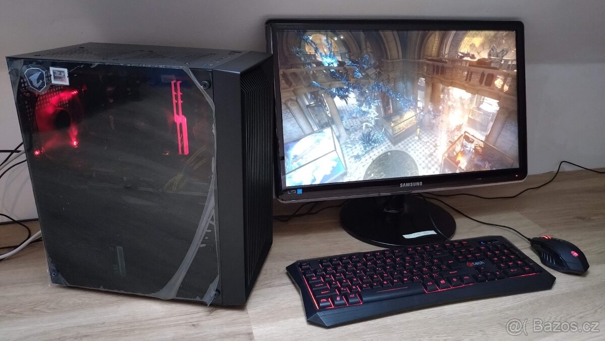 Herní PC s Ryzen 3600, RX 5700 XT a 24" 1080p