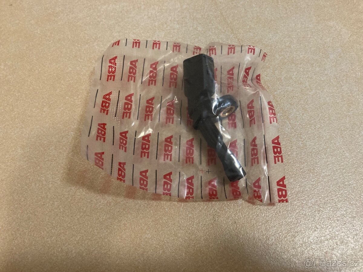 Snímač otáček ABS - 1K0 927 807