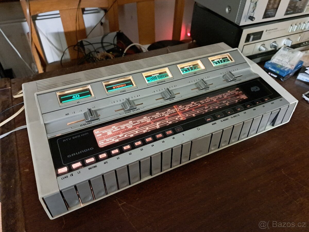 Grundig RTV820 HiFi