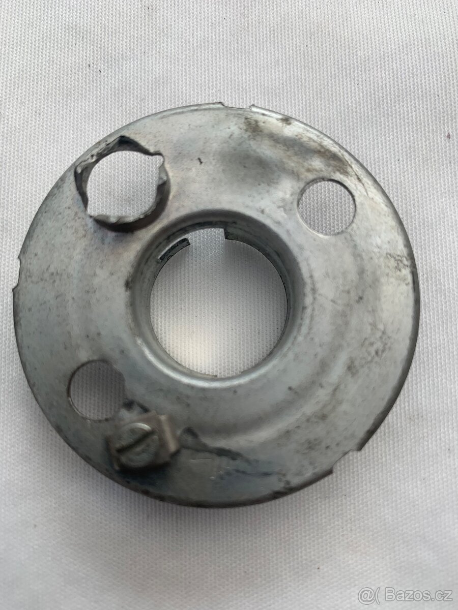 Prodám objímku žárovky Jawa