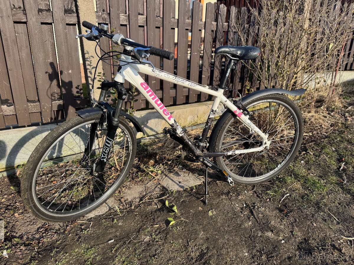 Dámské kolo amulet