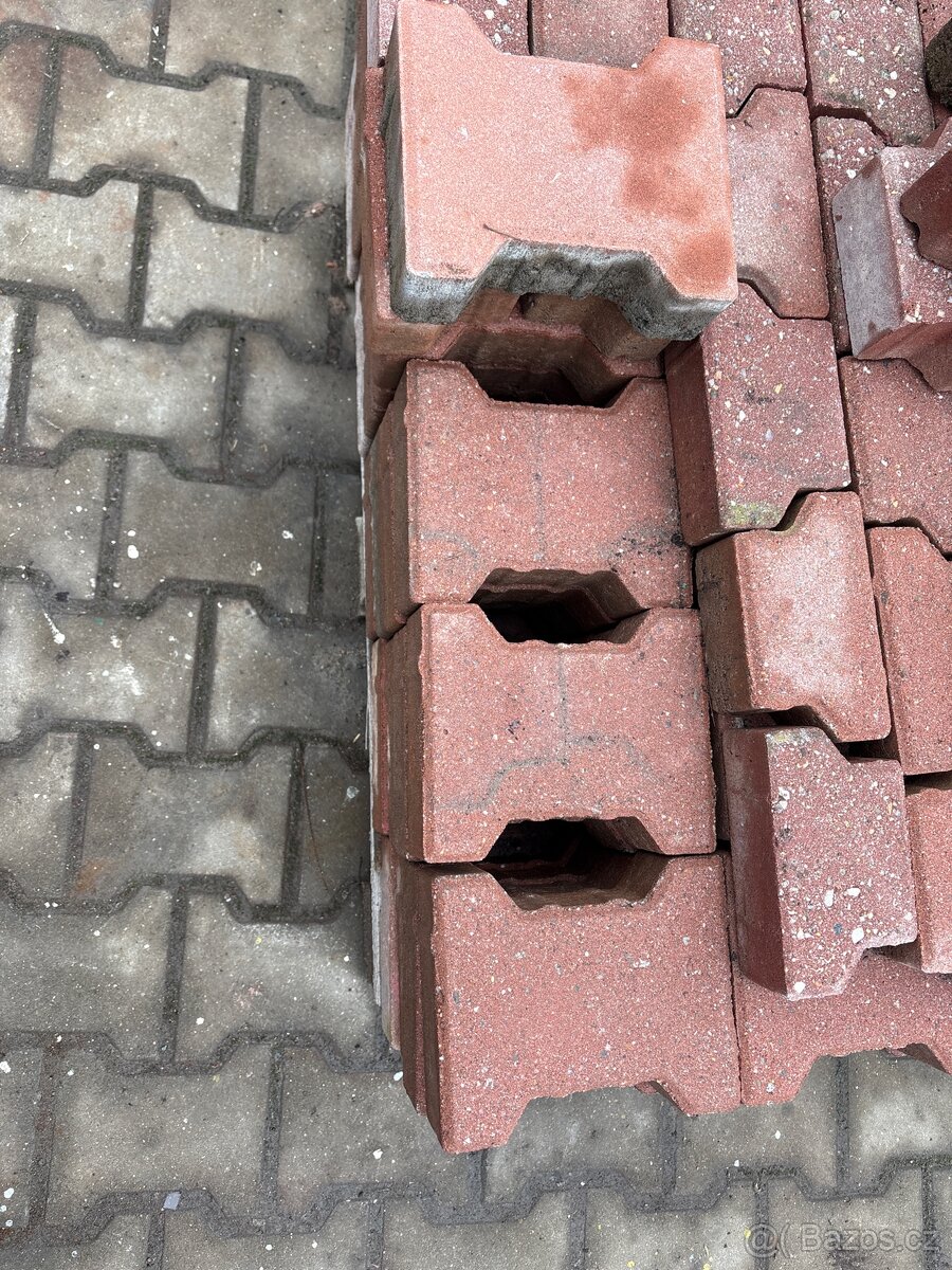 Zámková dlažba Ičko 6 červená