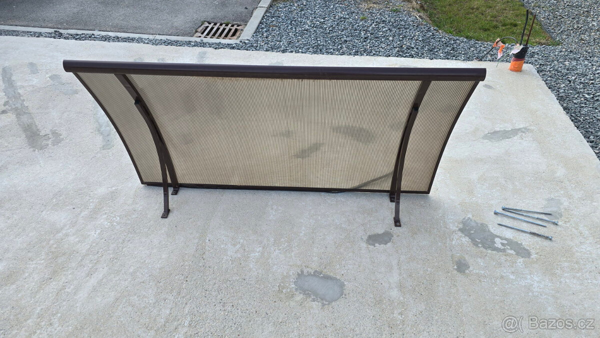 Stříška vchodová GUTTA Swing