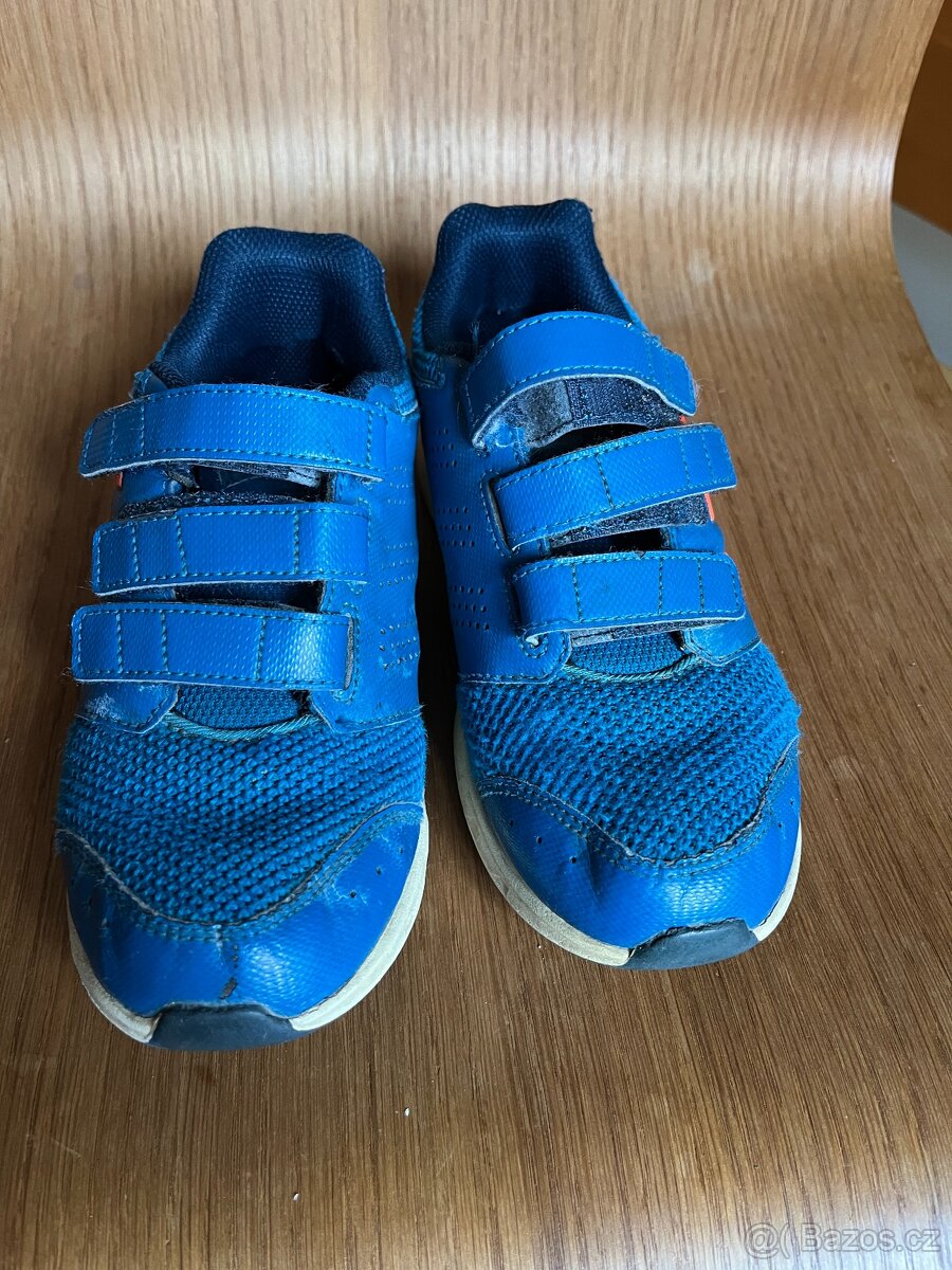 Tenisky, sálovky Adidas vel. 34