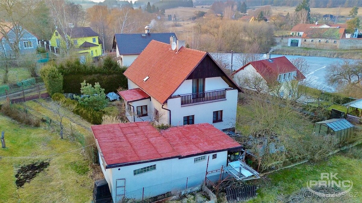 Prodej rodinného domu 5+1 na pozemku 644 m2, v obci Drevníky