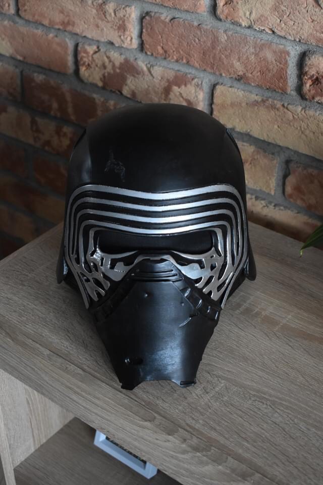 Kylo Ren přilba helma star wars kostým