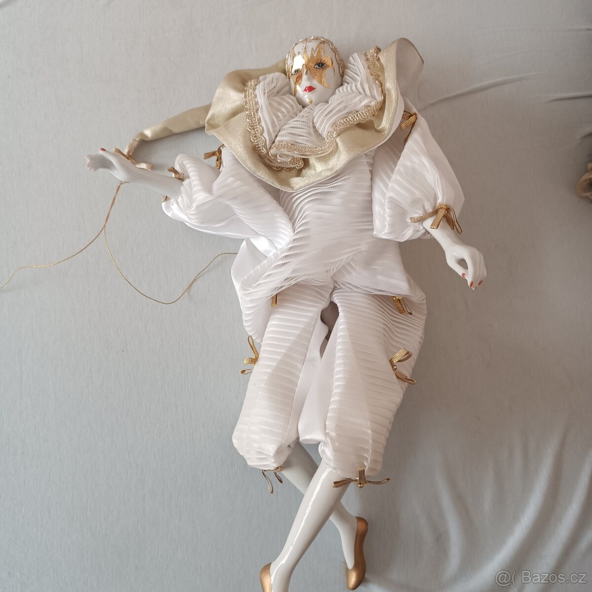 Harlekýn s porcelánovou hlavou