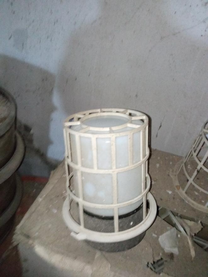 staré industriální světlo