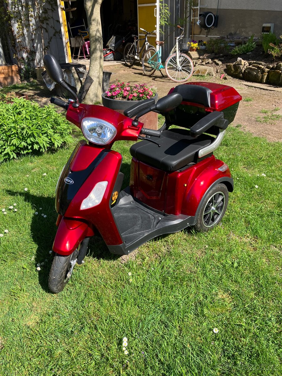 SELVO 3500RB - elektrická tříkolka