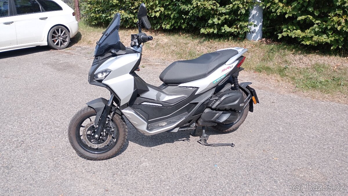 Aprilia SR gt 200