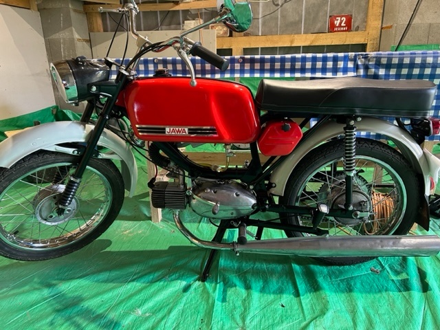 JAWA Mustang