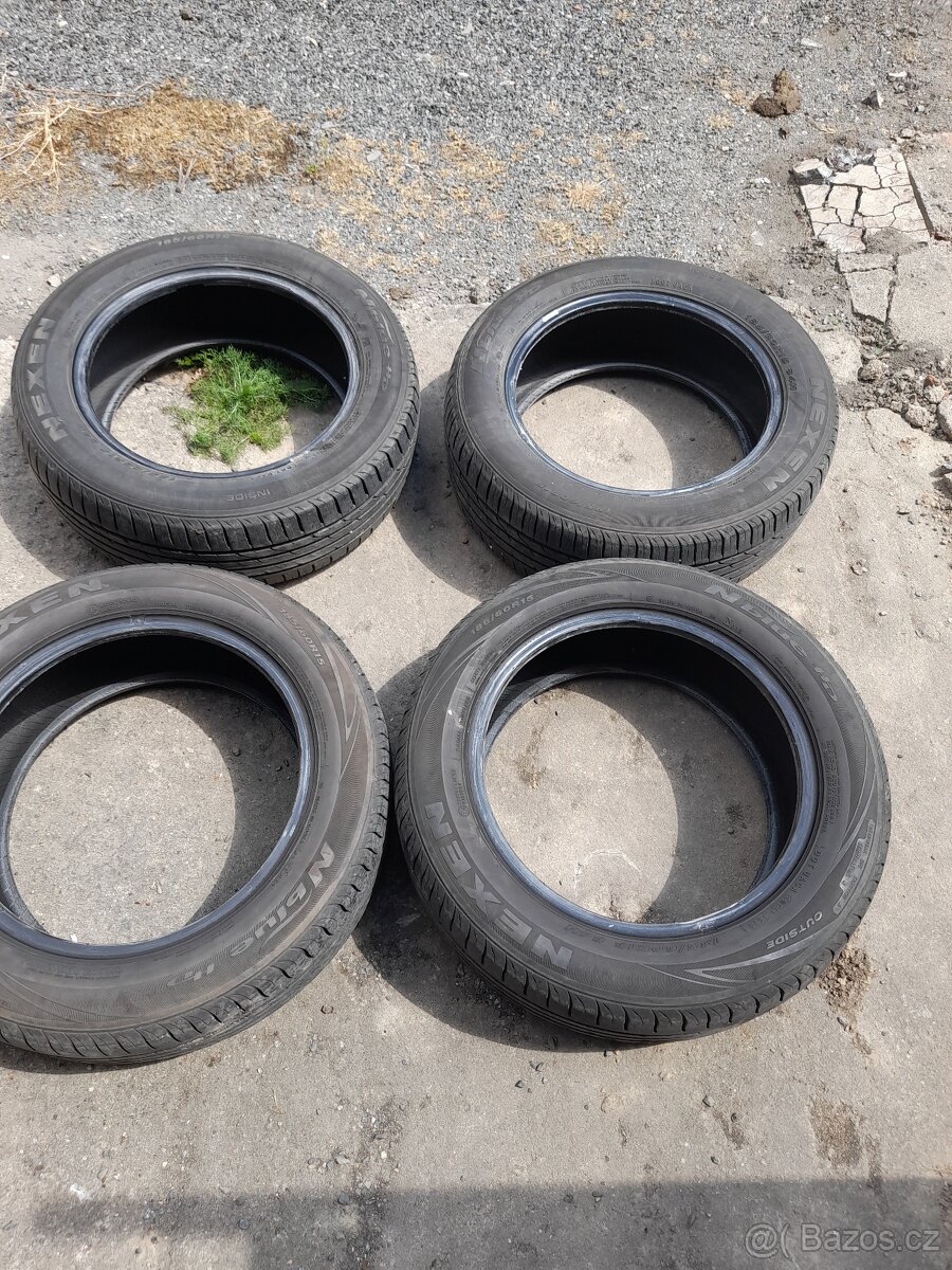 4x 15" letní pneumatiky 185/60 R15.