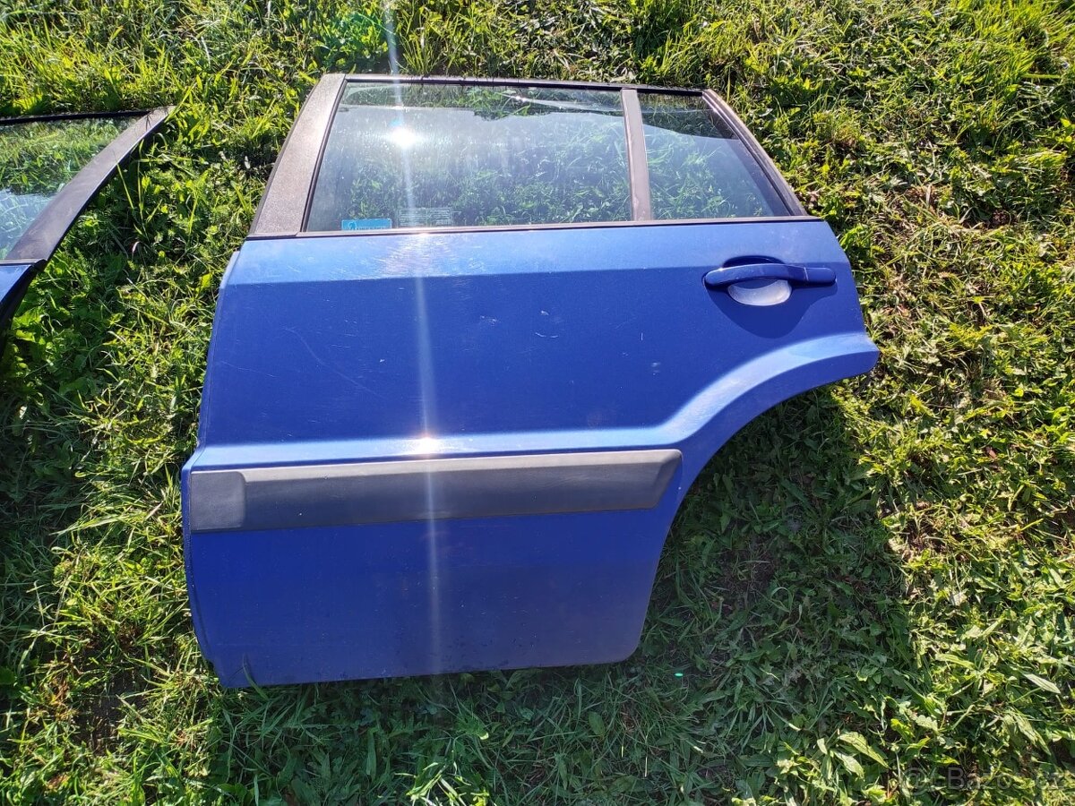 Ford Fusion dveře 2000kč/ks