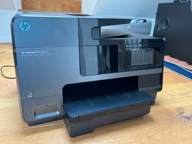 HP OfficeJet Pro 8620 + 4 nové patrony