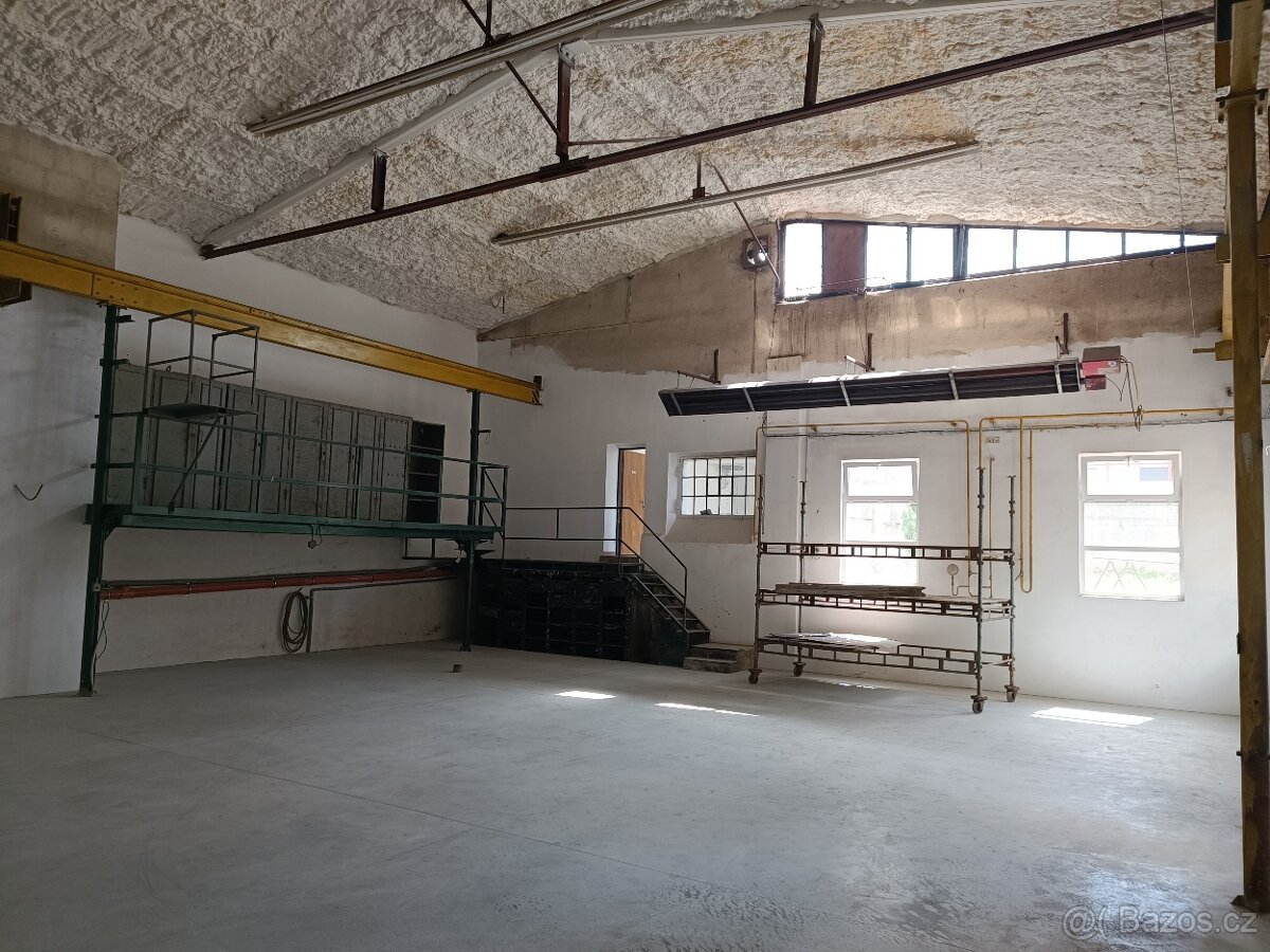 Pronájem nově zrekonstruované dílny 170+40m2 sociálky