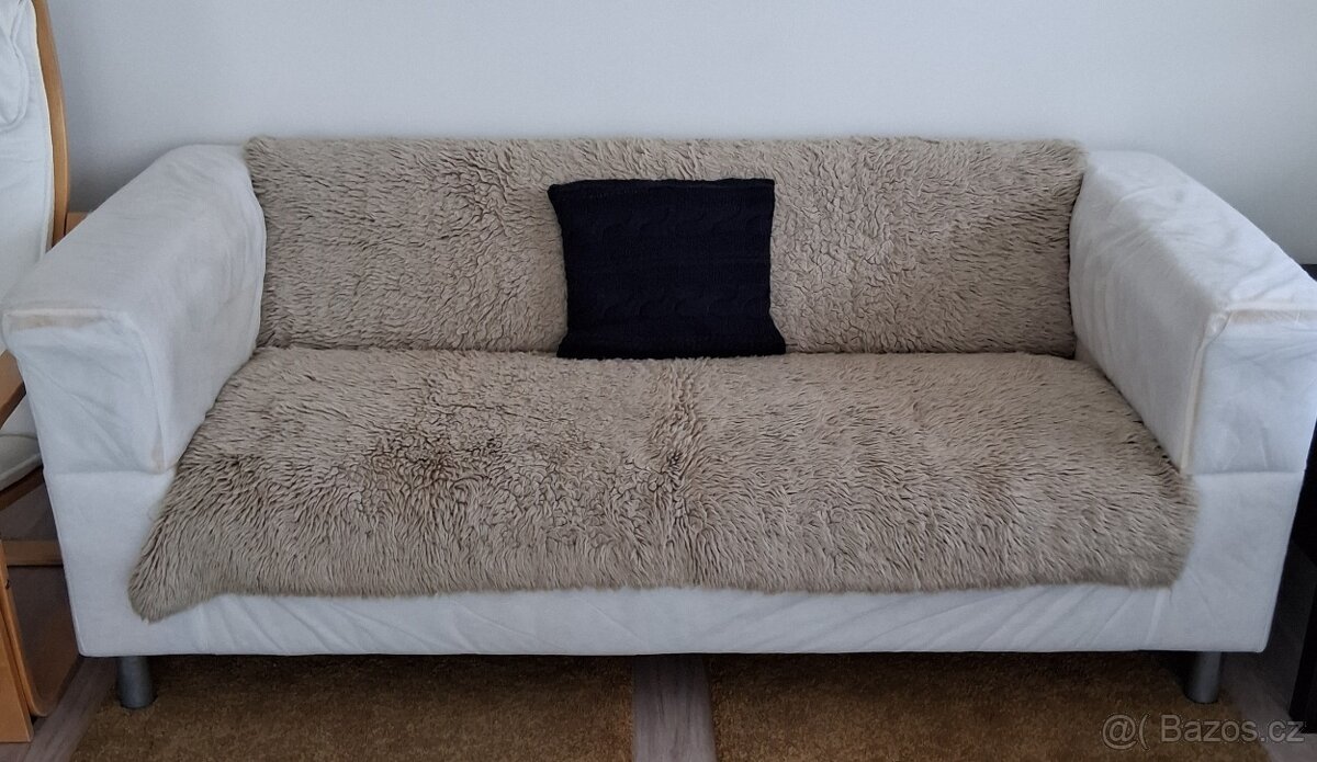 Sedačka IKEA Klippan.