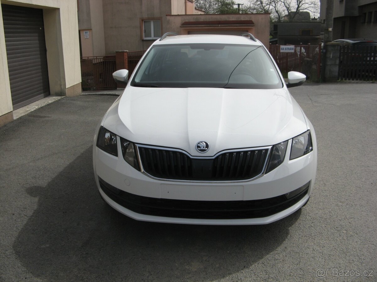 Škoda Octavia Kombi 1.5 tsi DSG najeto 55tkm GTEC