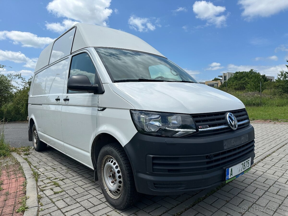 T6 4x4 2,0 Tdi 110kW L2H2 dílna MĚNIČ 230V uzávěrka