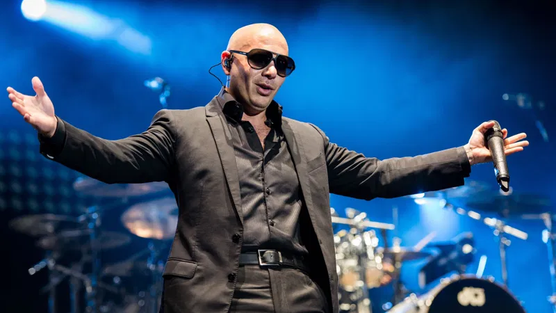 PITBULL PRAHA O2 ARENA