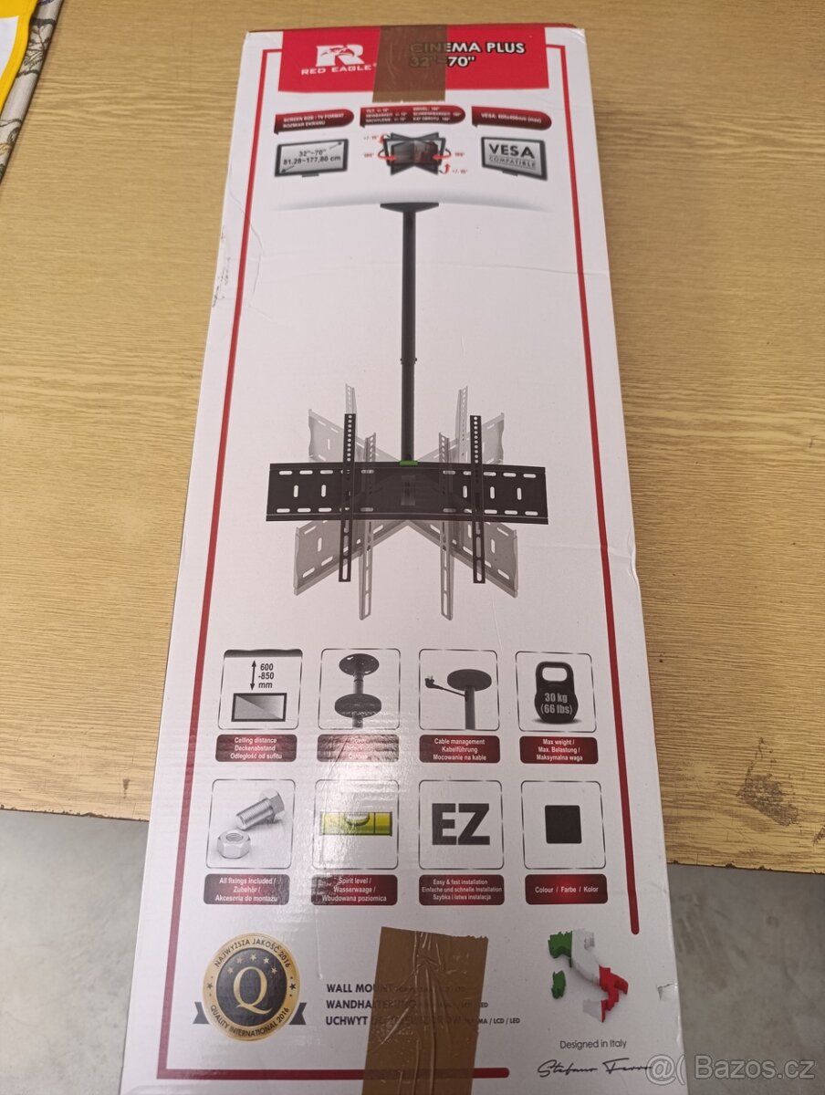 Držák na TV do stropu VESA mount.