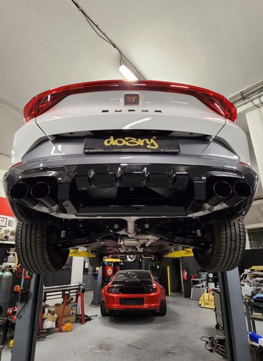 Cupra Formentor. Koncovky výfuku pro všechny verze