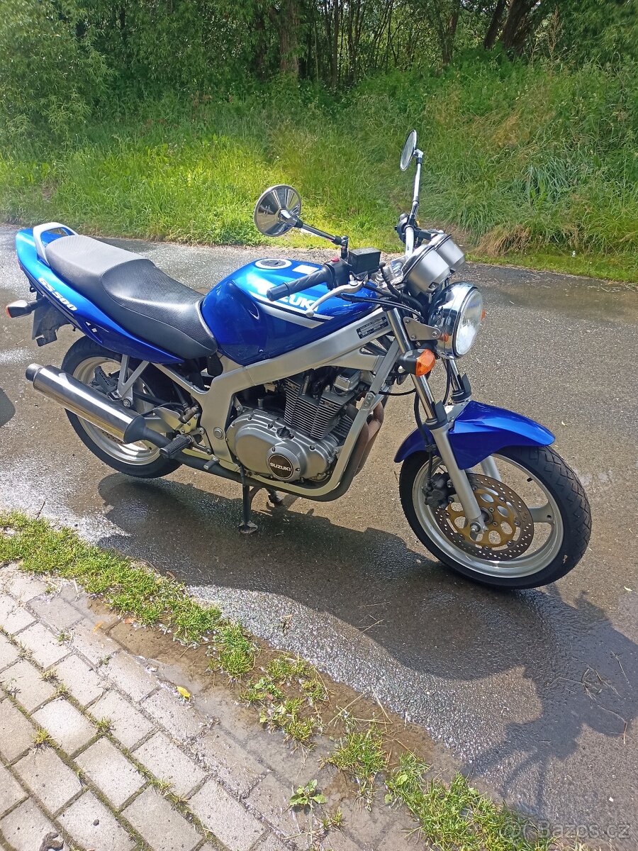 Suzuki gs500