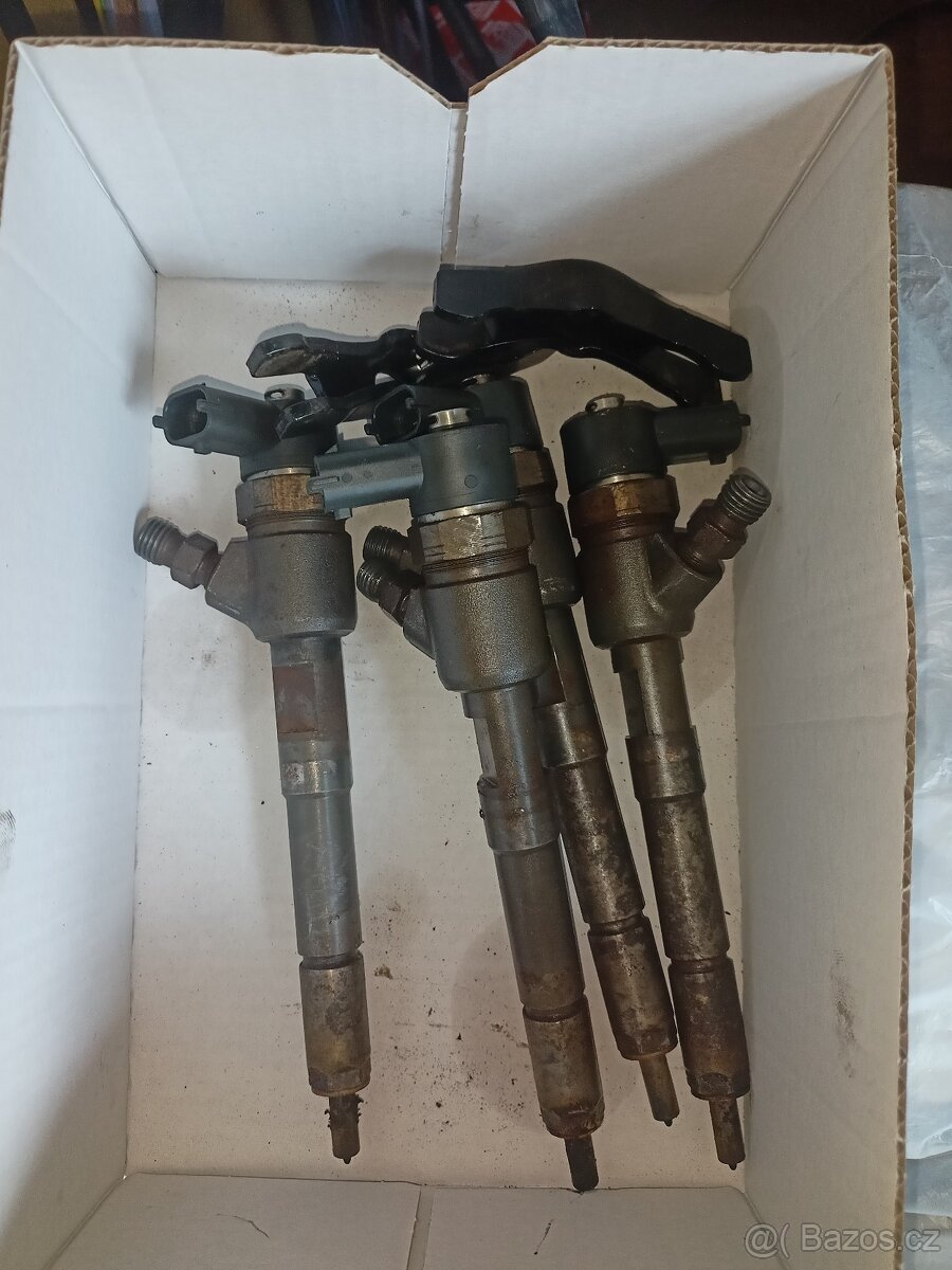 Motor Doblo 1.3 JTD, 66kW vstřikovače