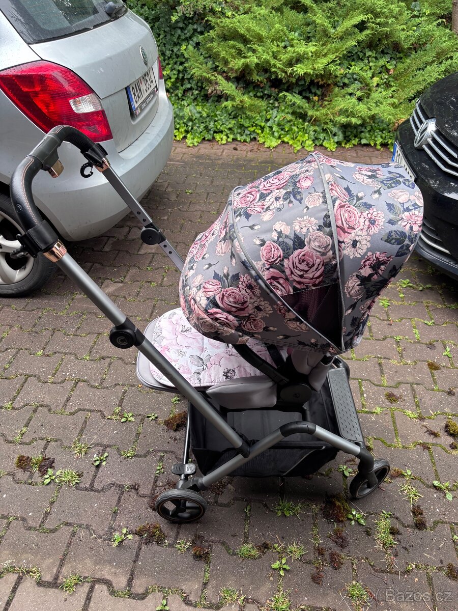 Sportovní kočárek Cavoe Ideo